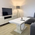 Ellie * Ljubuški